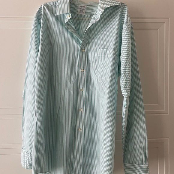 Brooks Brothers NON-IRON REGENT FIT SPLIT STRIPE DRESS SHIRT - Picture 4 of 5